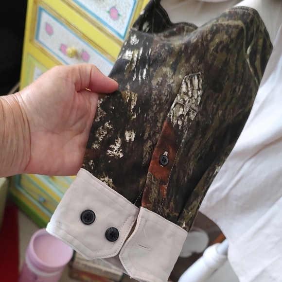 Tallwoods Camouflage Huntiing Button Down Shirt Cream Brown Like New XL - Picture 4 of 8